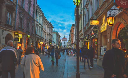 Krakow eski şehrinde bir sokak